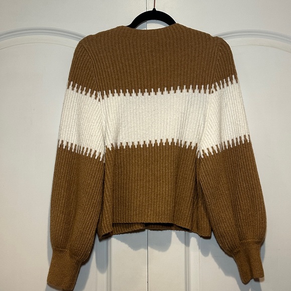 French Connection Sweaters - French Connection Tan and White Cozy Women's Sweater